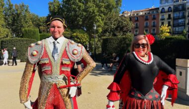 Viki ja Köpi reissaavat Madridiin mukanaan isä ja äiti – luvassa naurua ja noloja tilanteita - Koti