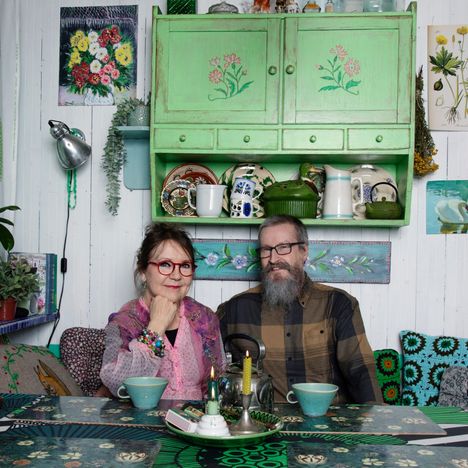 Yksi kestävän suhteen kulmakivistä on hyväksyä kumppani sellaisena, kun tämä on, Raitalat sanovat.