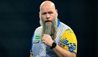 Luke Littler jyräsi 16 joukkoon MM-dartsissa – ruotsalaissensaatio 'Dirty Harry' jatkoi yllätyksiään | Urheilua lyhyesti