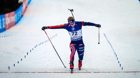Sivert Bakken kilpaili vielä ennen joulua Le Grand-Bornandin maailmancup-osakilpailussa. Jouluaaton aattona uutisoitiin hänen menehtyneen.
