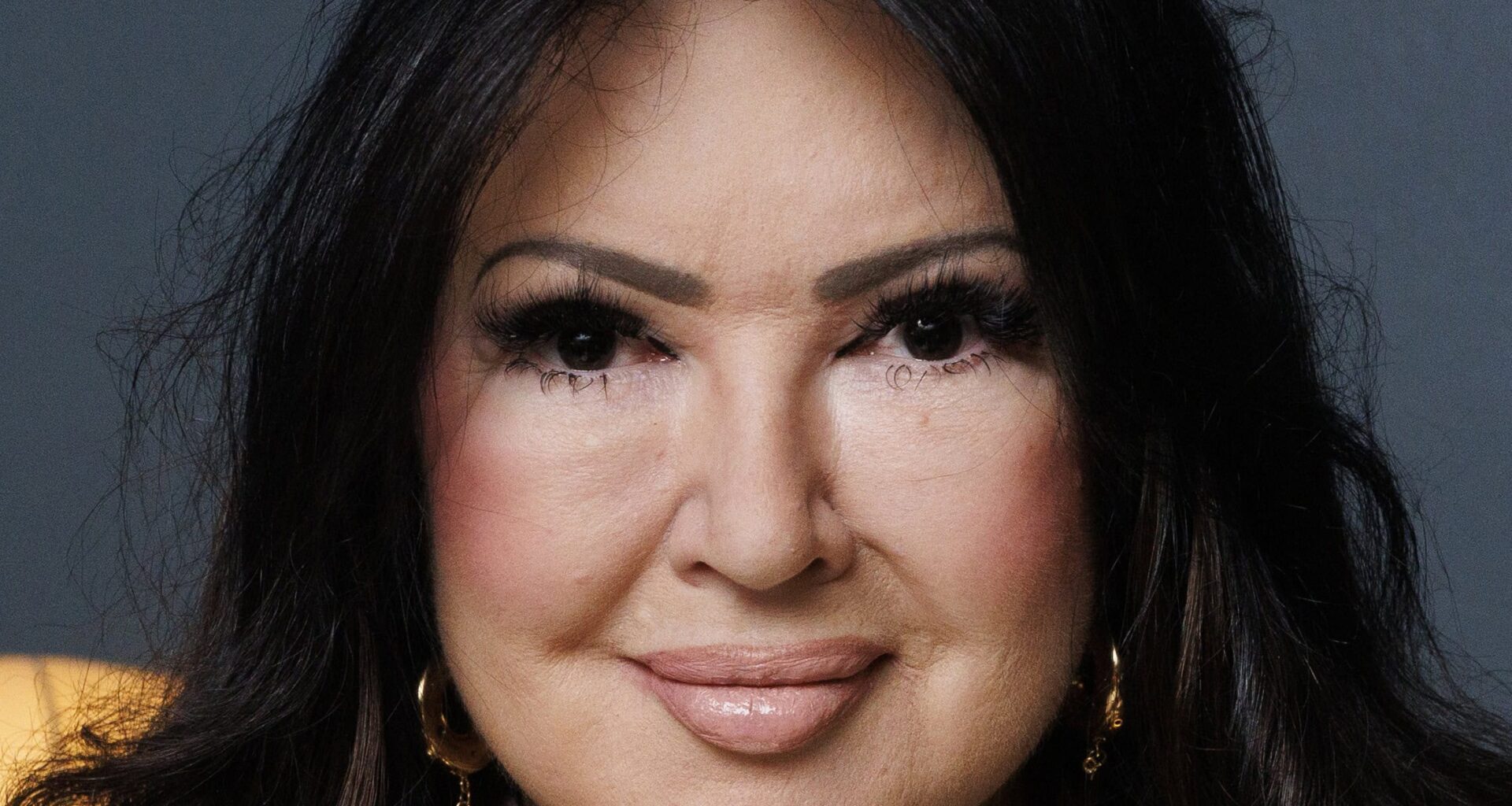 MN: Iken leski Elina Karnerva teki parisuhdepaljastuksia