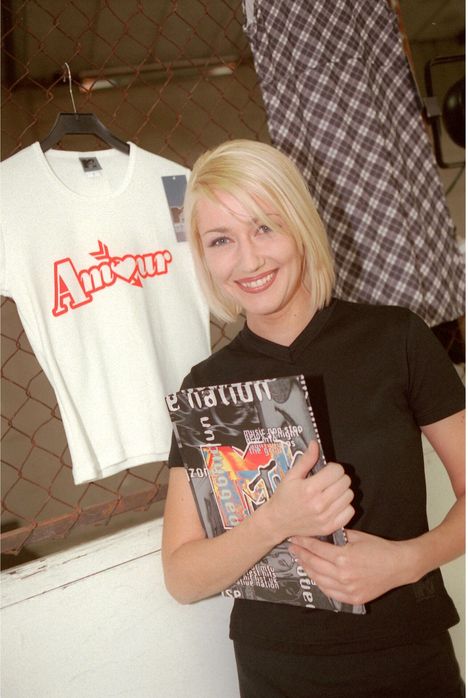 Maria Guzenina muistetaan MusicTV-kanavan juontajana 1990-luvulla.