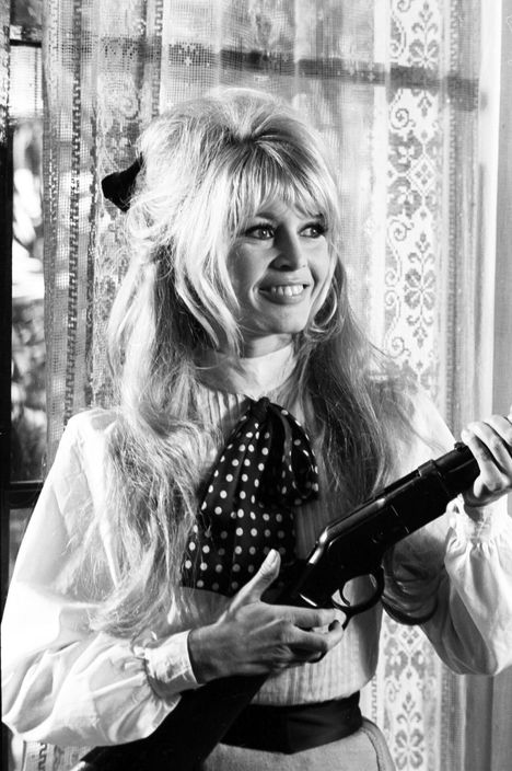 Brigitte Bardot oli aikansa elokuvaikoni. Näyttelijän uransa jälkeen hän kunnostautui eläinten oikeuksien puolustajana.