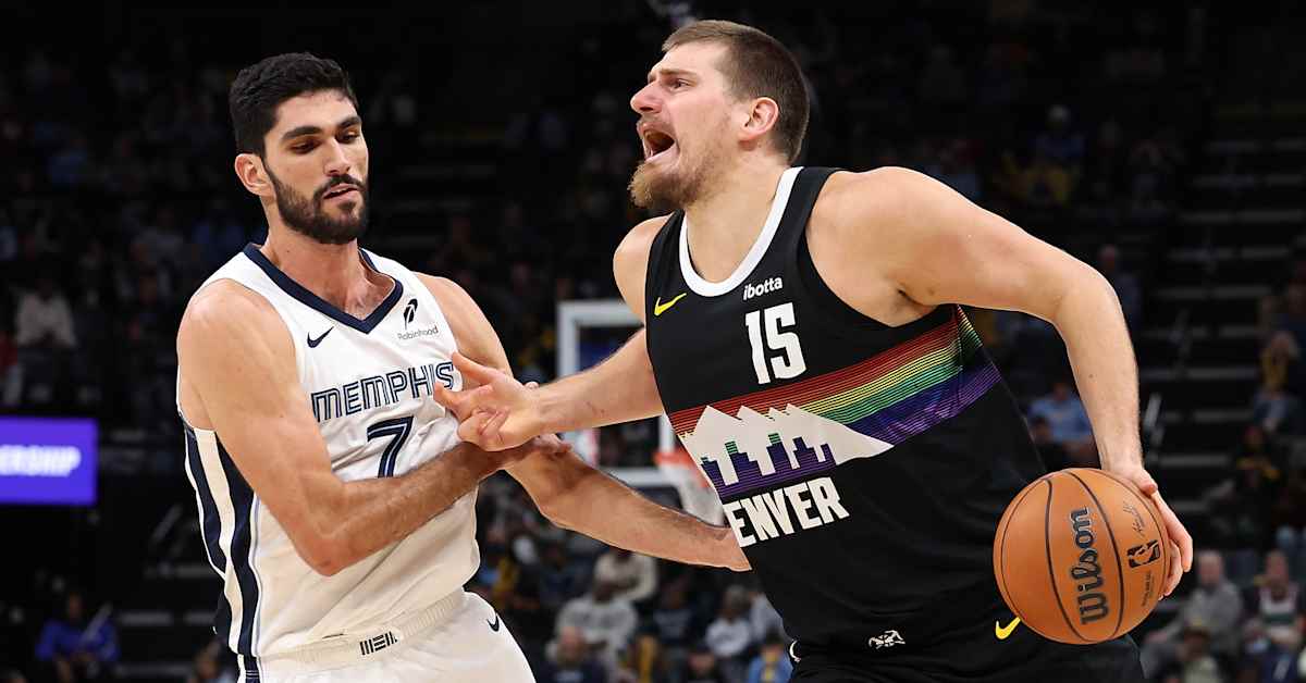 NBA-tähti Nikola Jokic sivussa koko tammikuun polvivamman takia | Urheilua lyhyesti