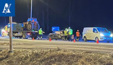 Yksi kuoli henkilöauton ja kuorma-auton kolarissa Porissa
