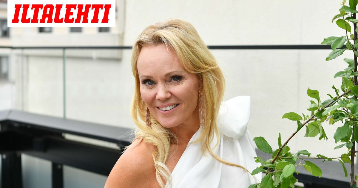 Sirpa Selänne julkaisi ihastuttavan perhekuvan: Tältä näyttää Terttu-äiti - Iltalehti