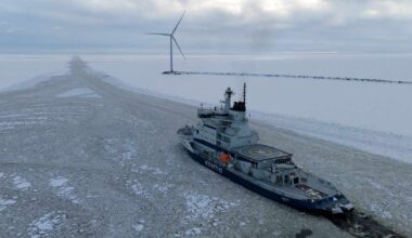 Vieraat jäänmurtajat liikkuvat Perämerellä – syynä Väyläviraston sopimusuudistus | Lappi