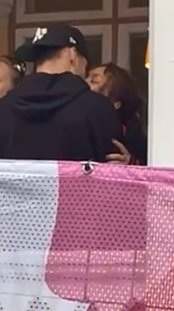 Shirly ja Ahti vaihtoivat kuumia suudelmia heinäkuussa Ruisrockissa.