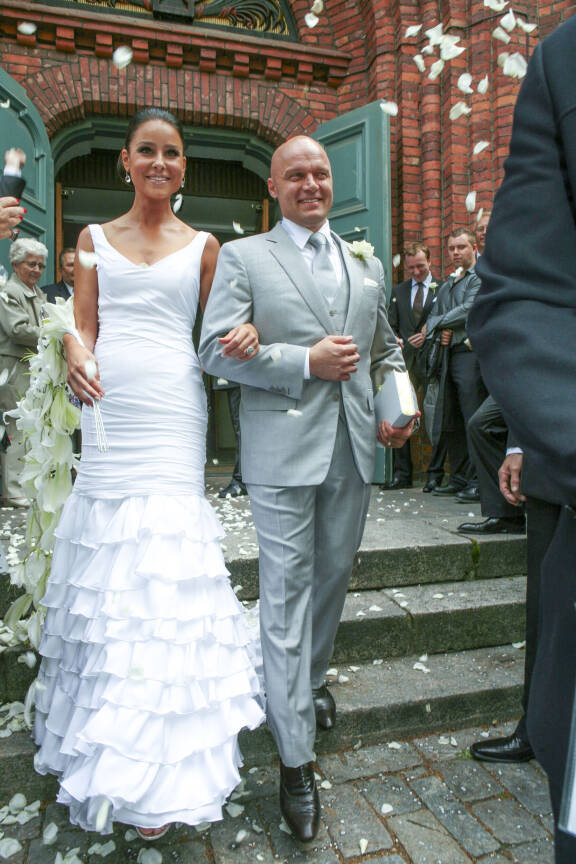 Karita ja Petri avioituivat vuonna 2008.