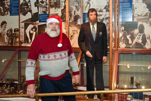 Mietaan Jussi kuvattuna jouluna 2023.