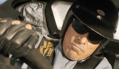 Tänään tv:ssä: Nyt mennään kaasu pohjassa! Vuoden 2019 autourheiluelokuva on ehkä kaikkien aikojen paras lajissaan