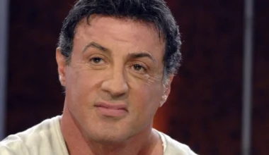 Sylvester Stallone: käyttää kävelykeppiä – huoli heräsi