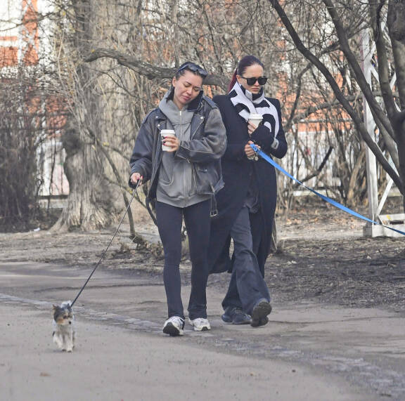 Shirly ja Sanni pitivät yhtä usean vuoden ajan.