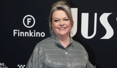 Elina Knihtilä arkityylissä: askelsi Minna Parikka -merkin kengissä