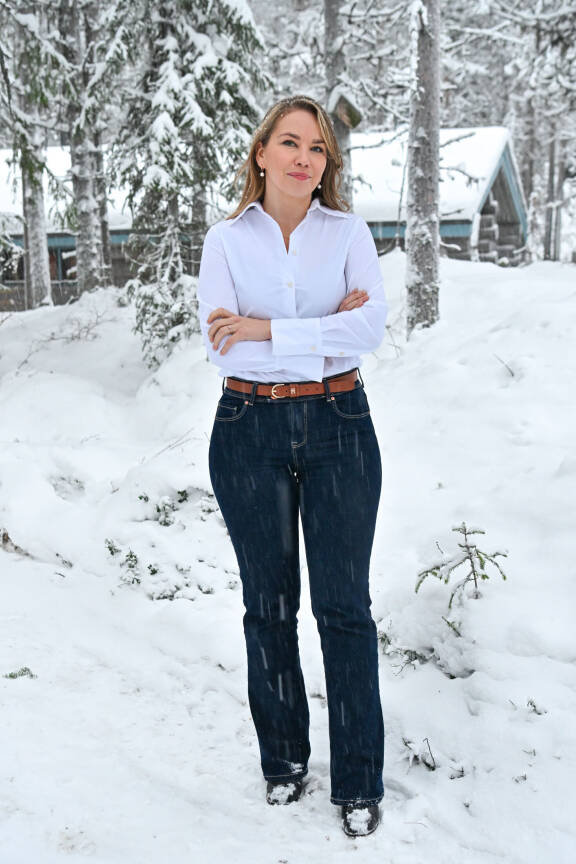 Ylläkseltä kajahtaa! Julkkiskokki ja yrittäjä Sirly Ylläsjärvi uskaltaa yrittää isosti.