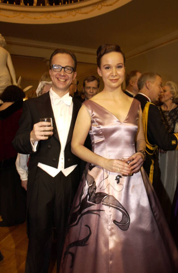 Rosa oli aiemmin yhdessä Simo Frangénin kanssa.