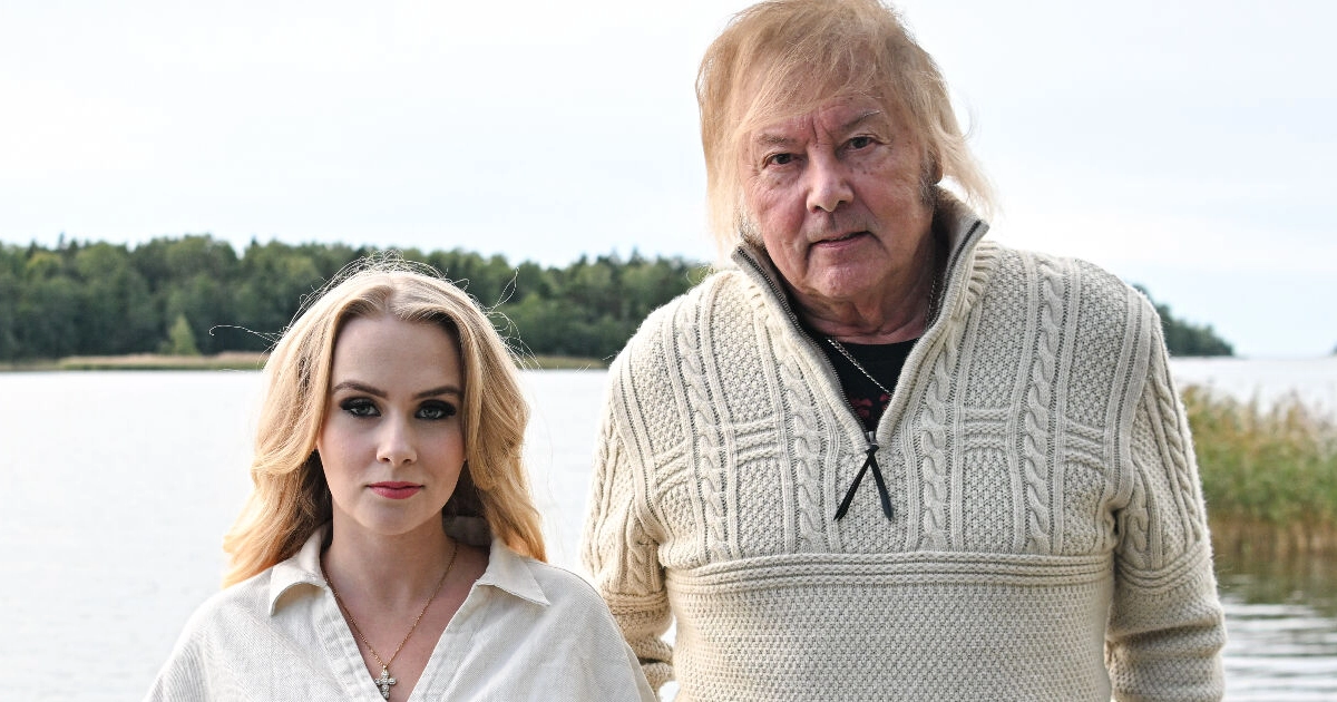 Danny vietti salaa kuukausia nuoren blondin kanssa – näin Helmi Loukasmäki paljastui