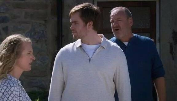 Kamala totuus Tomista valkenee Nicolalle.