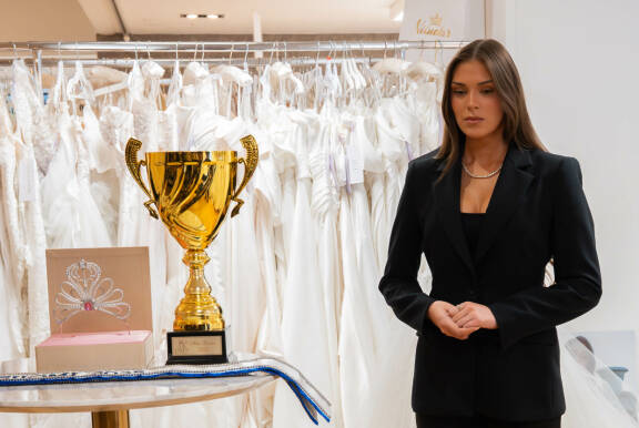 Sarah kertoi Sanna Ukkolan haastattelussa 17. joulukuuta, että Miss Suomi -tittelin menetys tuli hänelle shokkina.