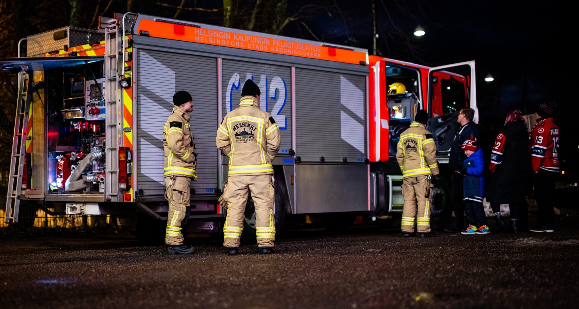 Koko perheen Poliisit vs. Brankkarit -tapahtuma Nordiksella