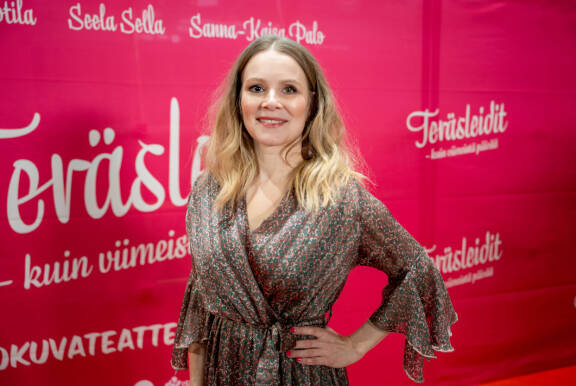 Pamelan ohjaustyötä tähdittävät muun muassa Leena Uotila, Seela Sella sekä Sanna-Kaisa Palo.