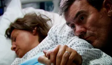 Emmerdale juonipaljastukset: Moiran aivoleikkaus ja Cainin pettäminen