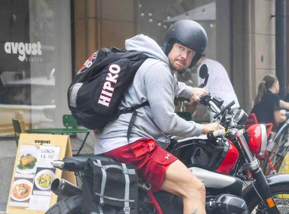 Erilaiset menopelit ovat Samun sydäntä lähellä.