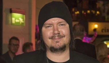 Aki Tykki ilman pipoa – katso harvinaiset kuvat ja tarina pipon takaa