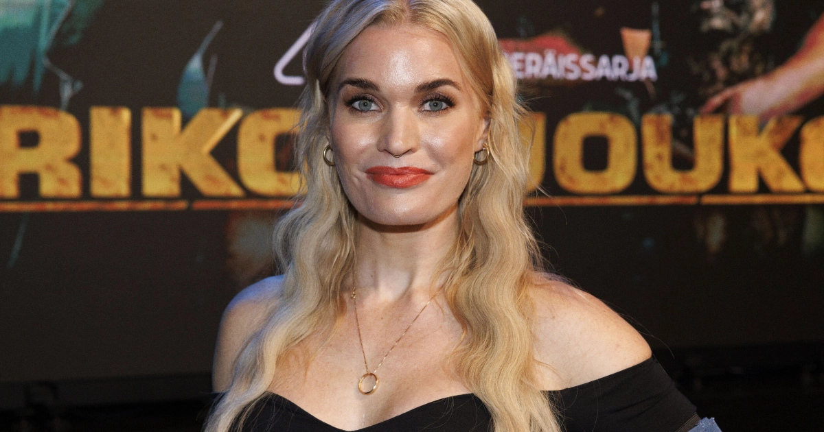 Sinkkumarkkinoille vapautunut Iida Ketola antoi Seiskalle luvan julkaista hänen mykistävän Tinder-kuvansa.