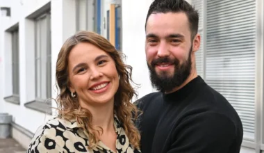 Eveliina Uosukainen menee naimisiin! Näin Joni-rakas kosi kultaansa