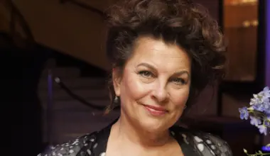 Satu Silvon migreenitarina: Makkaramainos aiheutti yllättävän oksettavan olon