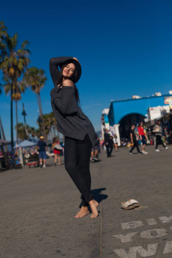 Kielivideot veivät Saran asumaan Los Angelesiin. Arkistokuva 2017.