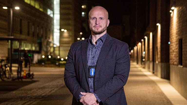 Rikostarkastaja Marko Forss, Helsingin poliisi.