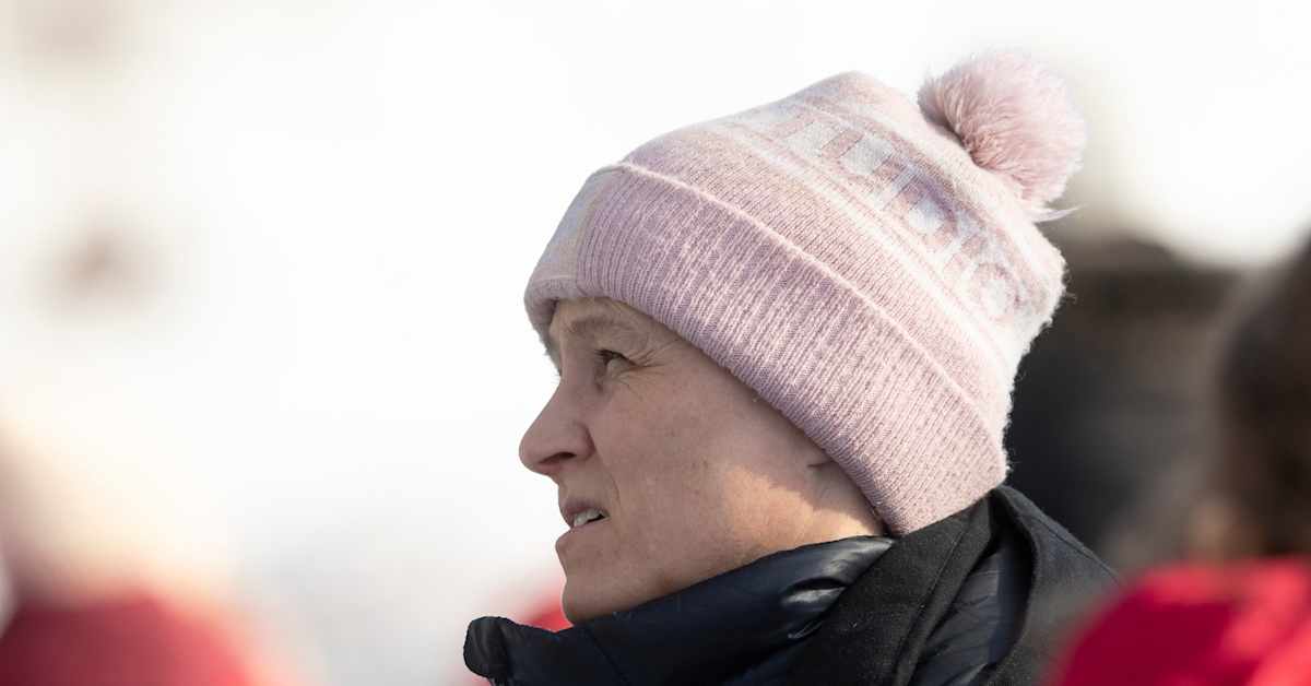 Aino-Kaisa Saarinen todisti venäläishiihtäjien nyrkkitappelua – Ranskan tähtien sekoilu on jotain aivan muuta | Urheilu