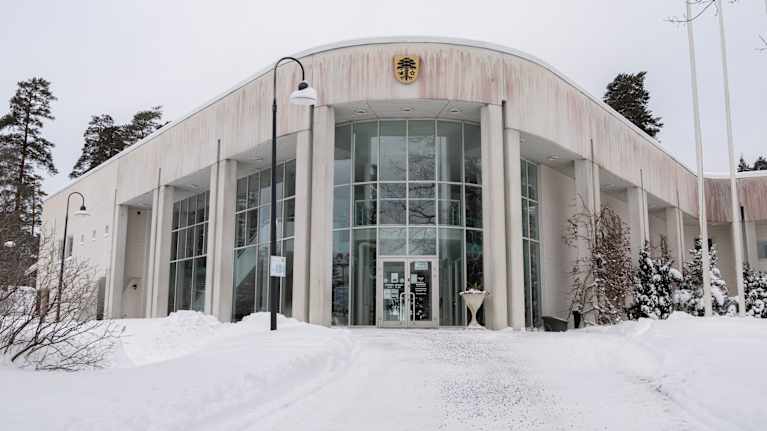 Luumäen kunnantalo Luumäen Taavetissa.