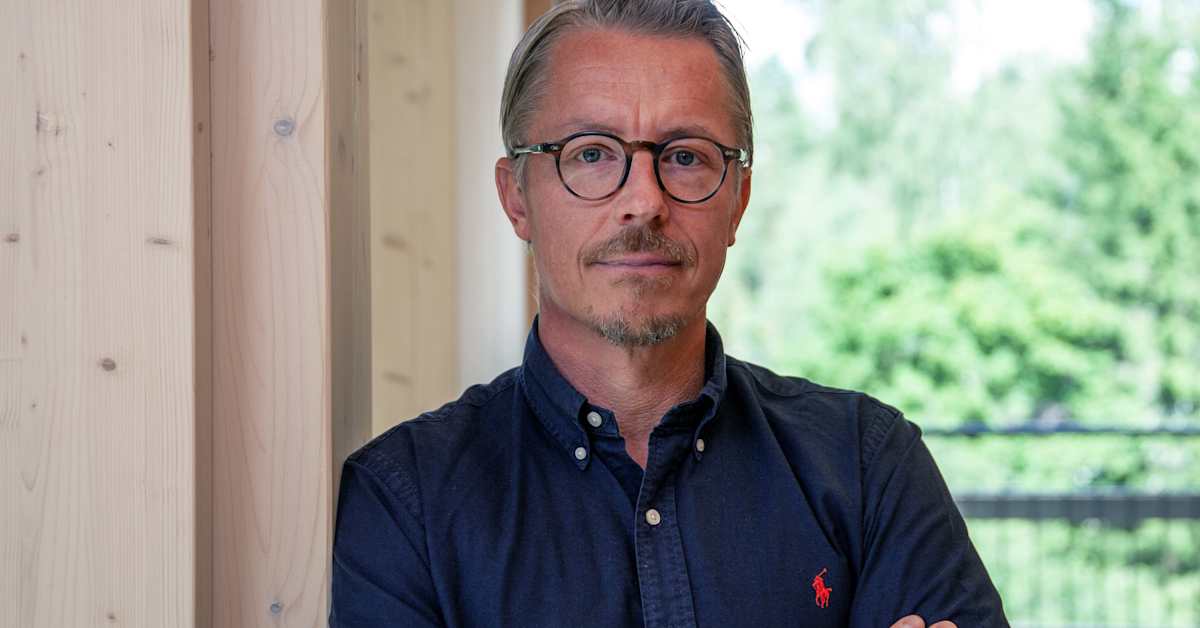 Versowood tilasi toimitusjohtajansa nykyiseltä naisystävältä 10 teosta yhtiön tiloihin - Yle