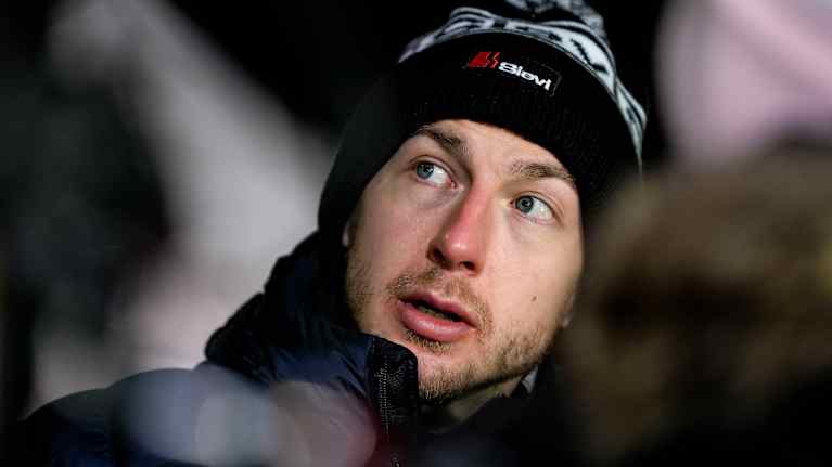 Ilkka Herola lähikuvassa.