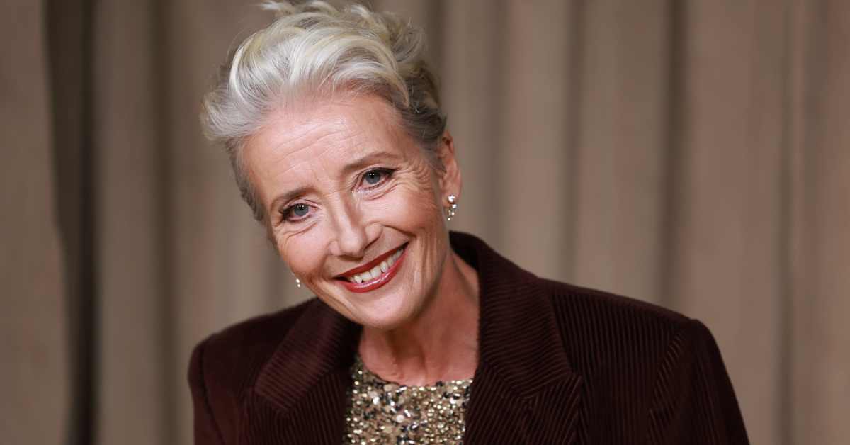 Emma Thompson kävi avannossa ja sai ladulla hiihtäjän sauvasta – Yle tapasi Suomessa kuvatun elokuvan tähden | Kulttuuri