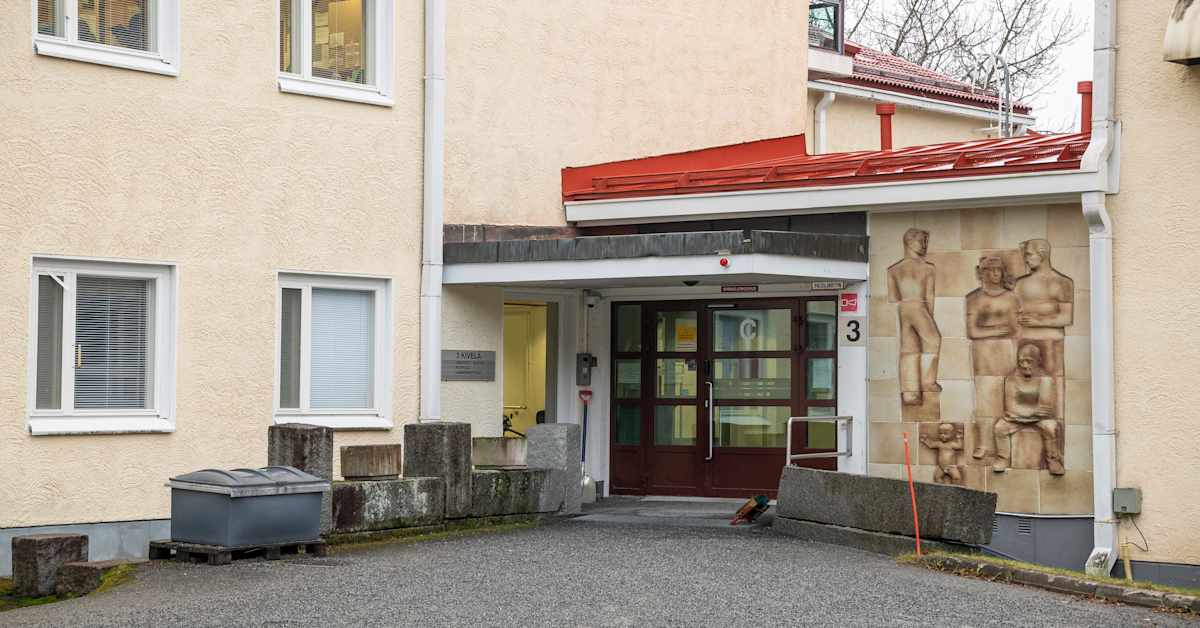 Väkivaltaa kuopiolaisessa hoitoyksikössä: hoitajaa lyötiin haarukalla silmään, lapsi teljettiin huoneeseen laudalla | Kotimaa