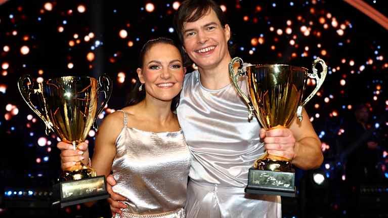 Katri Riihilahti ja Johannes Holopainen voittivat Tanssii tähtien kanssa -kilpailun marraskuussa 2025.