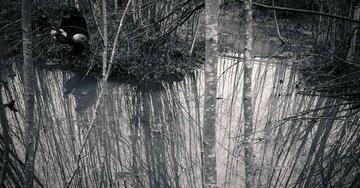 Noituutta ja irtileikattuja ruumiinosia: Tattarisuon lähteen tapaus on Suomen rikoshistorian oudoimpia | Kulttuuri