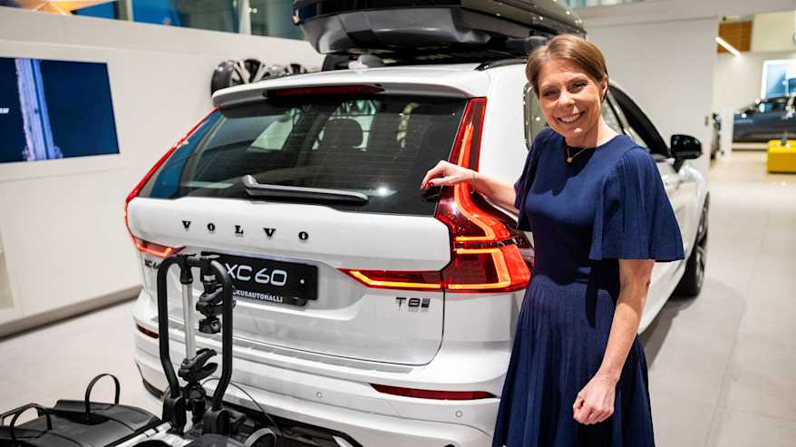 sähkoautot, lataus, bensa, diesel, aplikaatiot, neste,  sähkön hinta, bensa,  tankkaus,  polttoaineen hinta,  janne toivonen laittaaa henkilön nimen.