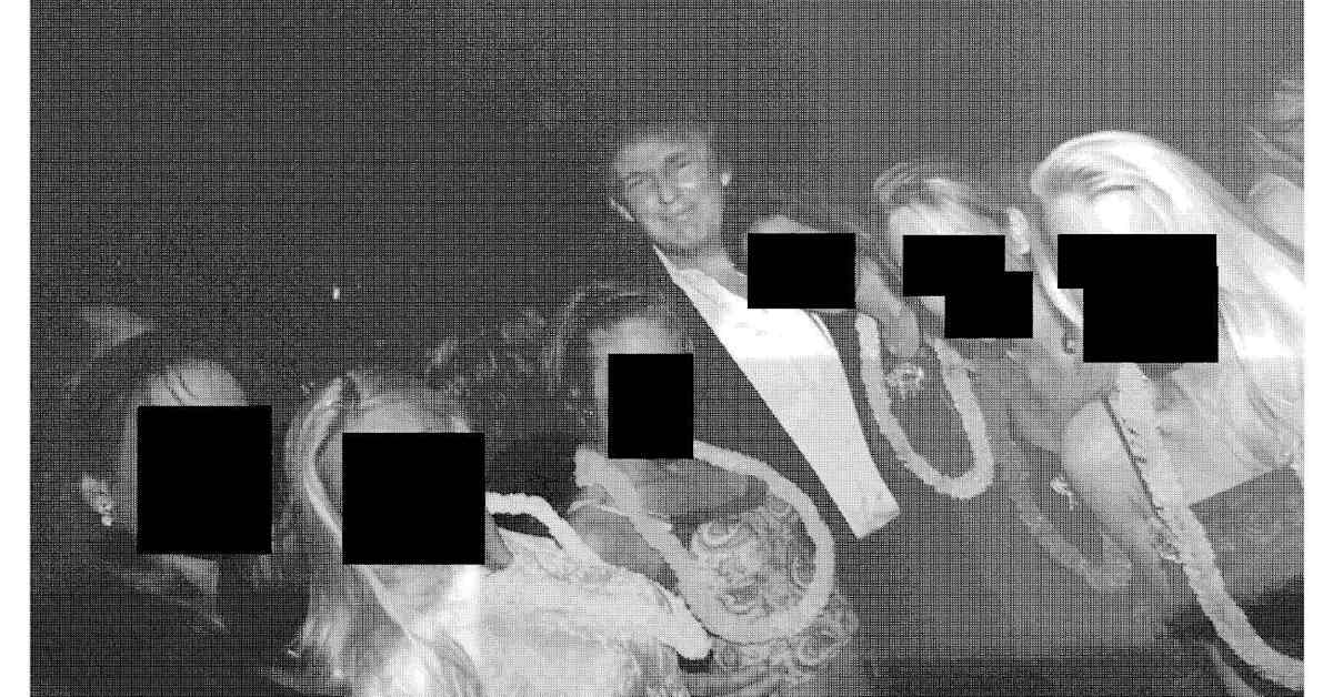 Uutta Epstein-aineistoa julki – sähköposteista löytyi kuvia tunnetuista henkilöistä - Yle