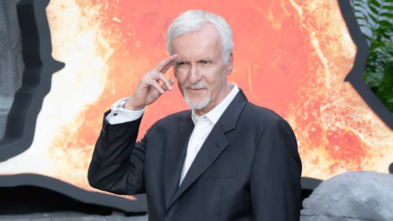 James Cameron poseeraa.
