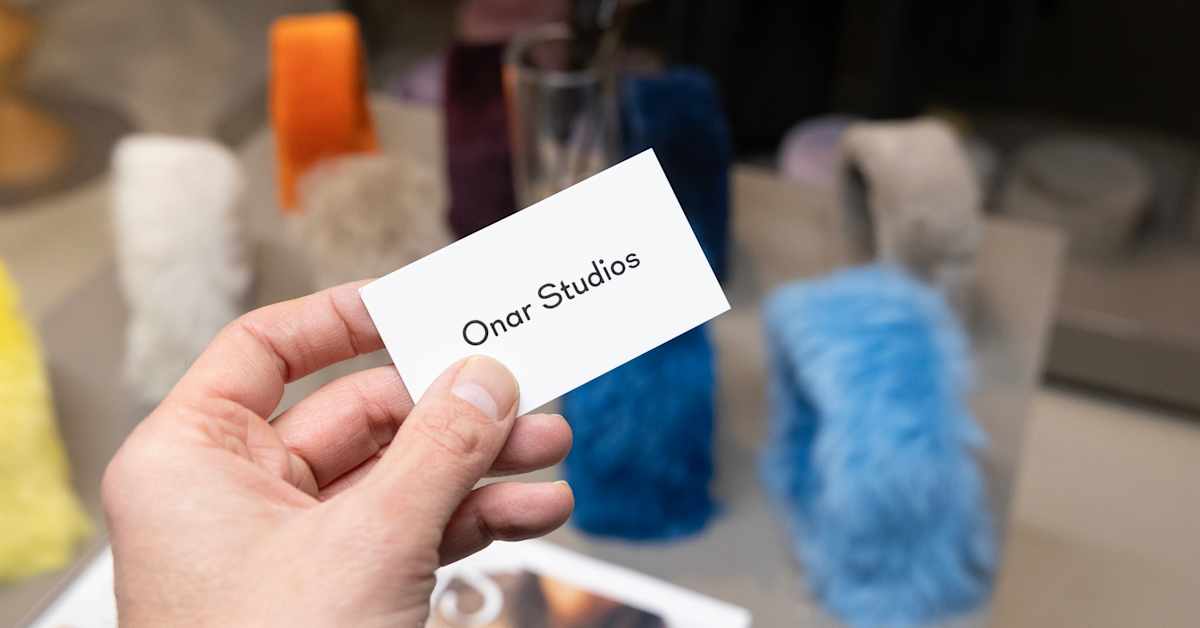 Julkkistakeista tunnetun Onar studiosin taustat: asiakkaat odottavat tilauksia turhaan, laskujen maksua viivytellään | Kotimaa