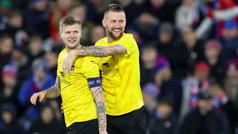 Petteri Pennanen ja  Piotr Parzyszek juhlivat.