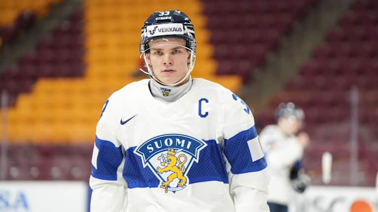 Aron Kiviharju innan matchen mot Danmark.