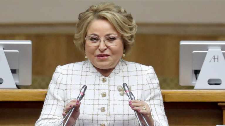 Valentina Matvijenko puhuu kansainvälisessä kongressissa toukokuussa.