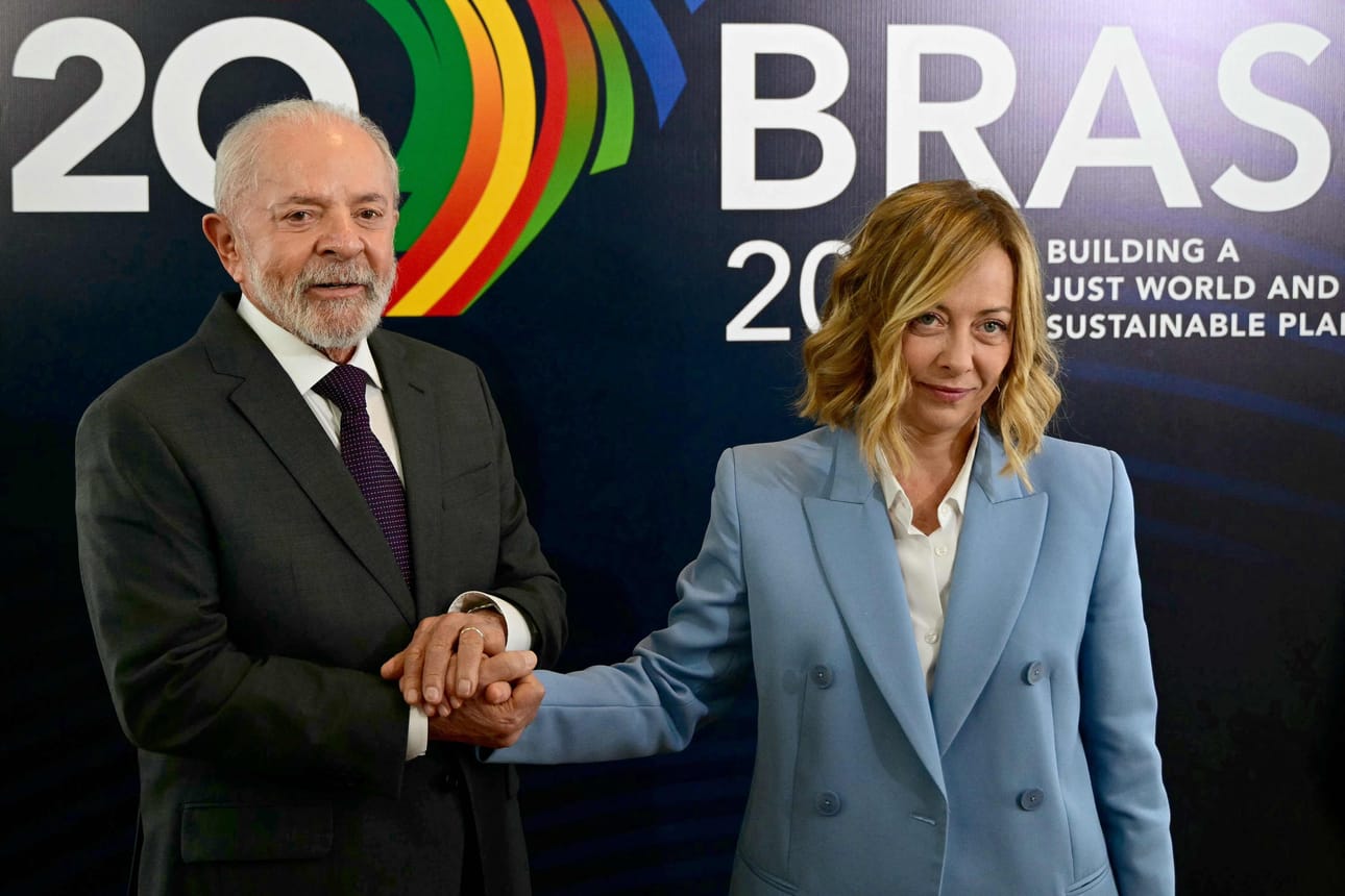 Brasilian presidentti Luiz Inacio Lula da Silva sanoi torstai-iltana Suomen aikaa ehdottavansa niin kutsutun Mercosur-sopimuksen lykkäystä Italian pääministeri Giorgia Melonin pyynnöstä.