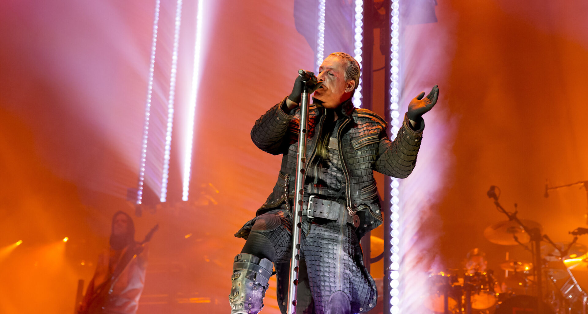 Hollantilaisfestari kaivoi arkistoistaan Rammsteinin keikkataltioinnin vuodelta 2016 - Koko komeus nyt katsottavissa